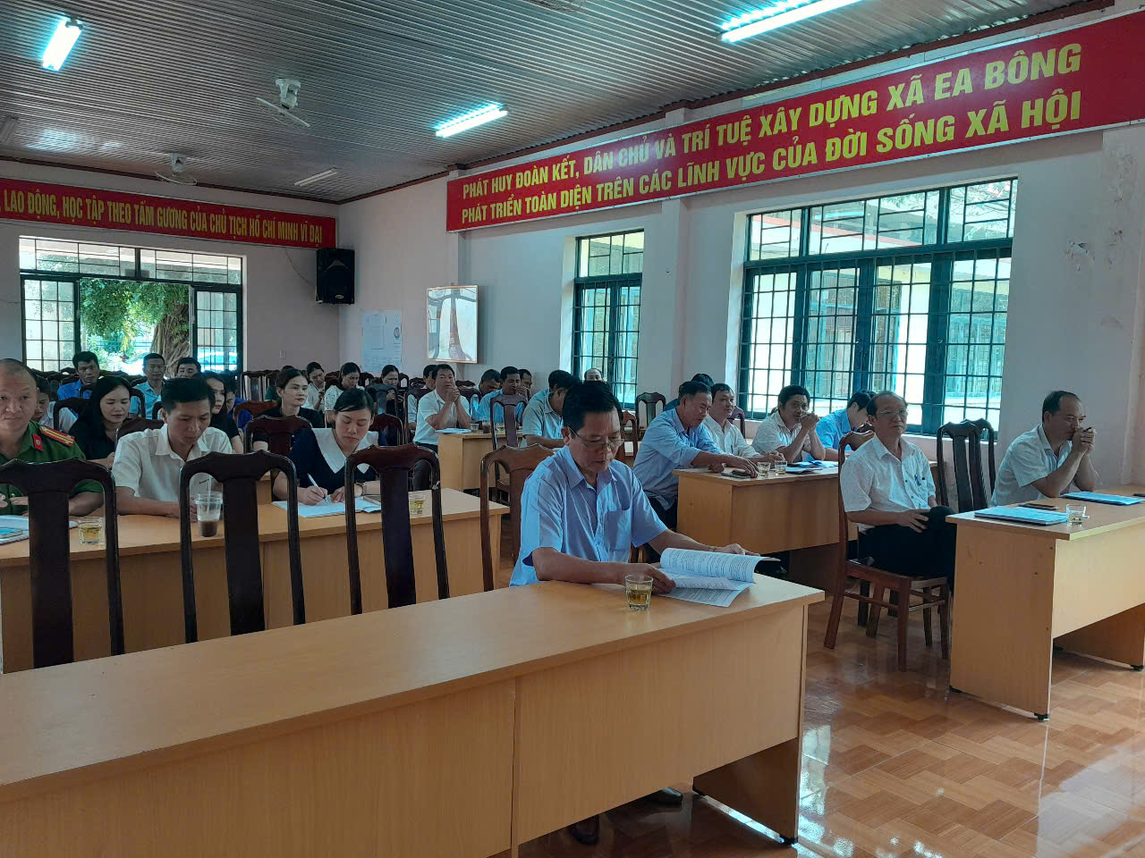 UBND xã Ea Bông sơ kết công tác cải cách hành chính 6 tháng đầu năm, phương hướng, nhiệm vụ 6 tháng cuối năm 2024